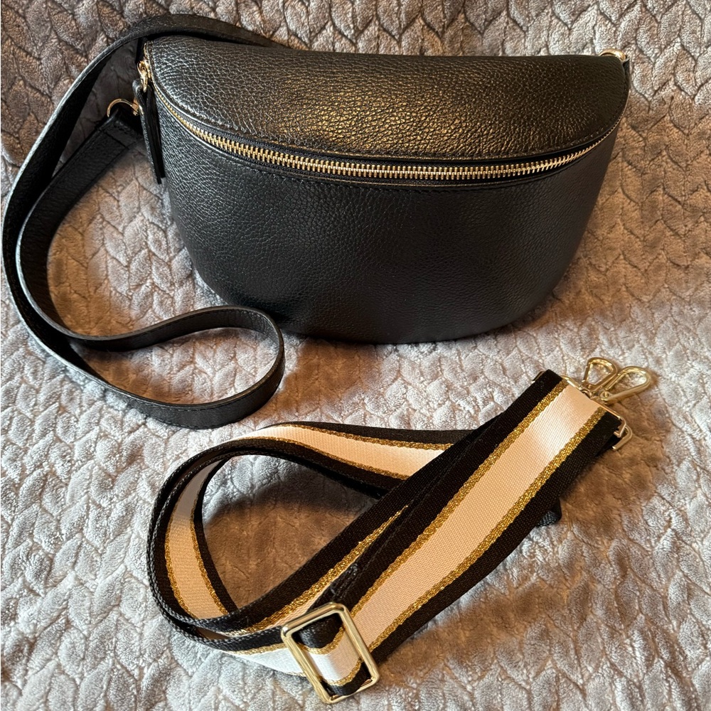 BLACK LEATHER CROSSBODY/SLING BAG
ELIE BEAUMONT